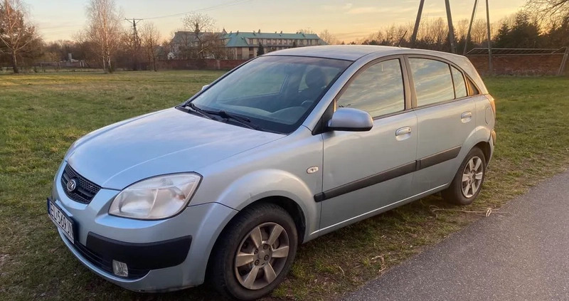 Kia Rio cena 7700 przebieg: 205000, rok produkcji 2007 z Czaplinek małe 137